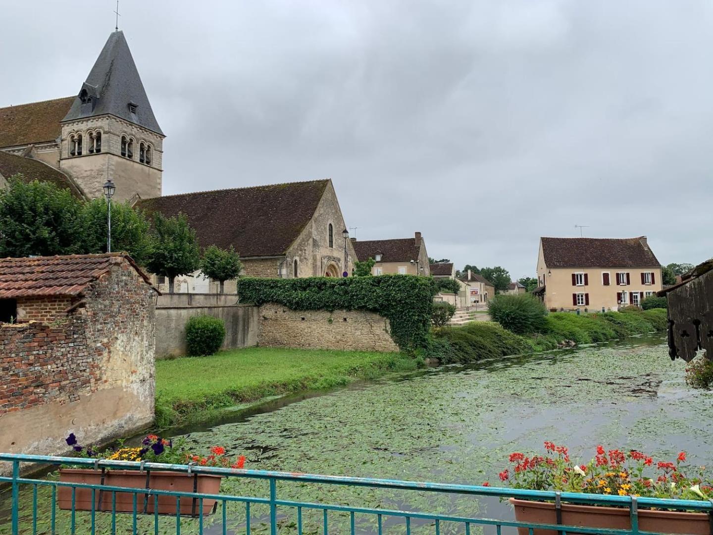 Chateau De Ligny Exterior photo